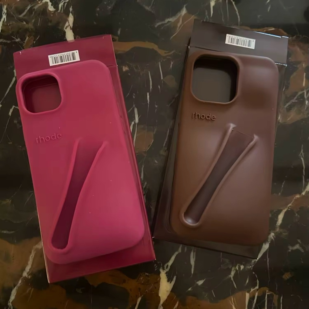 Rhode phone cases 

From iPhone 11 to 16 pro max